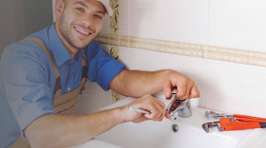 Professional clogged drains services in Little Suamico, WI